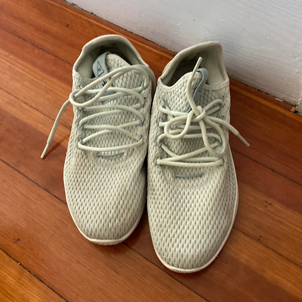 Adidas Pharrell Williams sneakers
